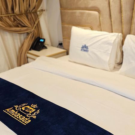 Patza-Kuqani Hotel Ambasada Qta מראה חיצוני תמונה