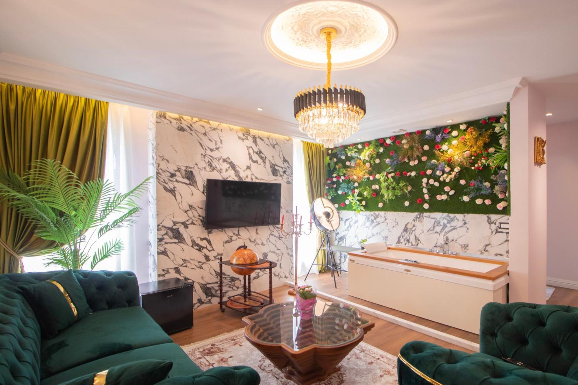 Patza-Kuqani Hotel Ambasada Qta מראה חיצוני תמונה