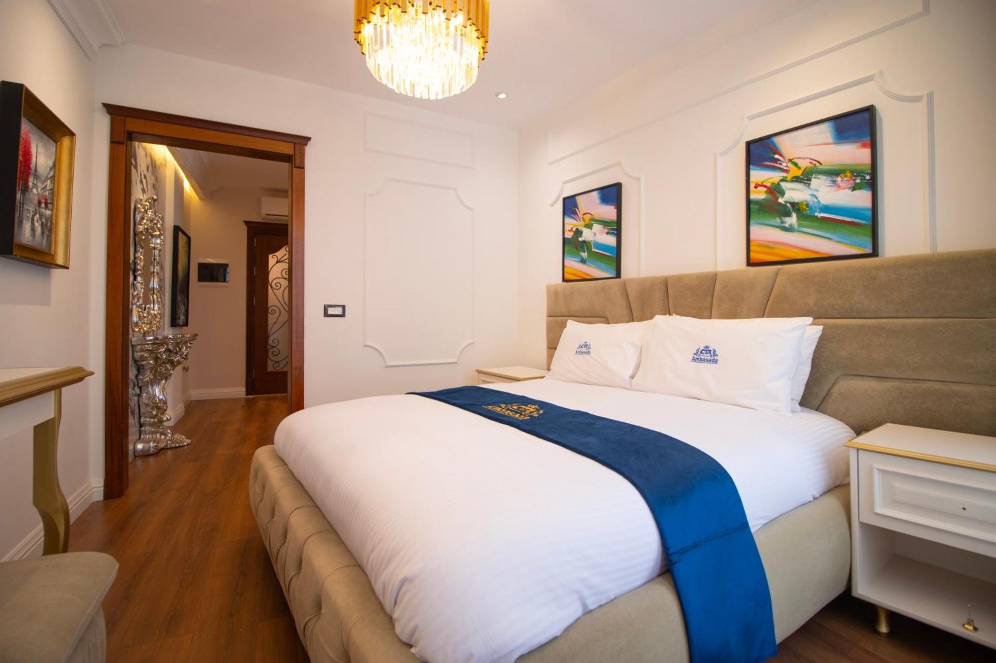Patza-Kuqani Hotel Ambasada Qta מראה חיצוני תמונה