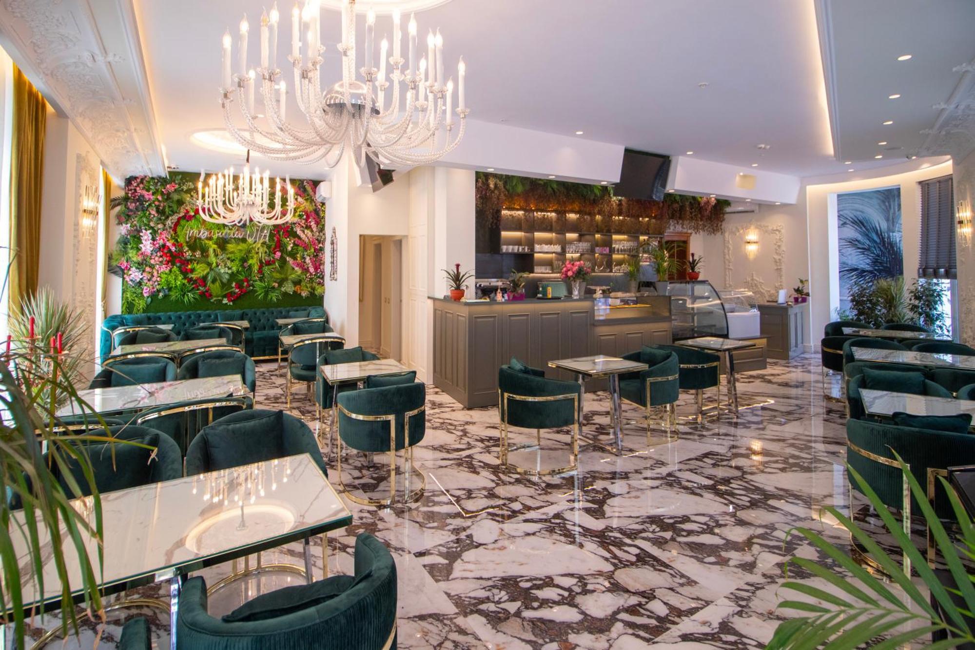 Patza-Kuqani Hotel Ambasada Qta מראה חיצוני תמונה