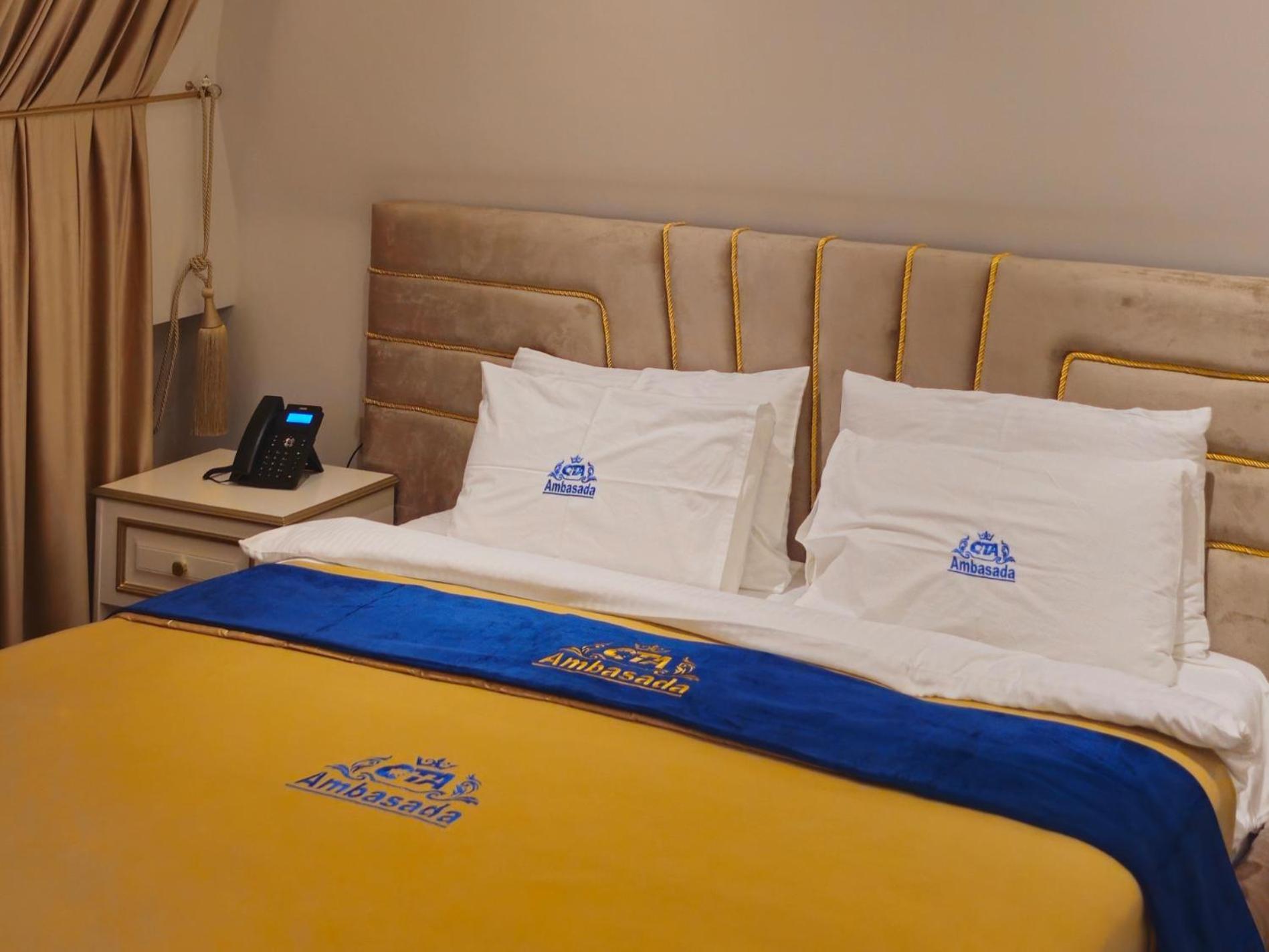 Patza-Kuqani Hotel Ambasada Qta מראה חיצוני תמונה